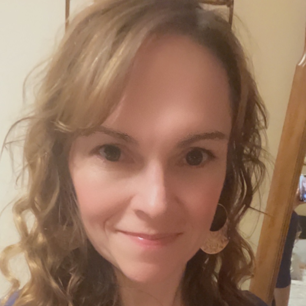 Meet your Posher, Julie